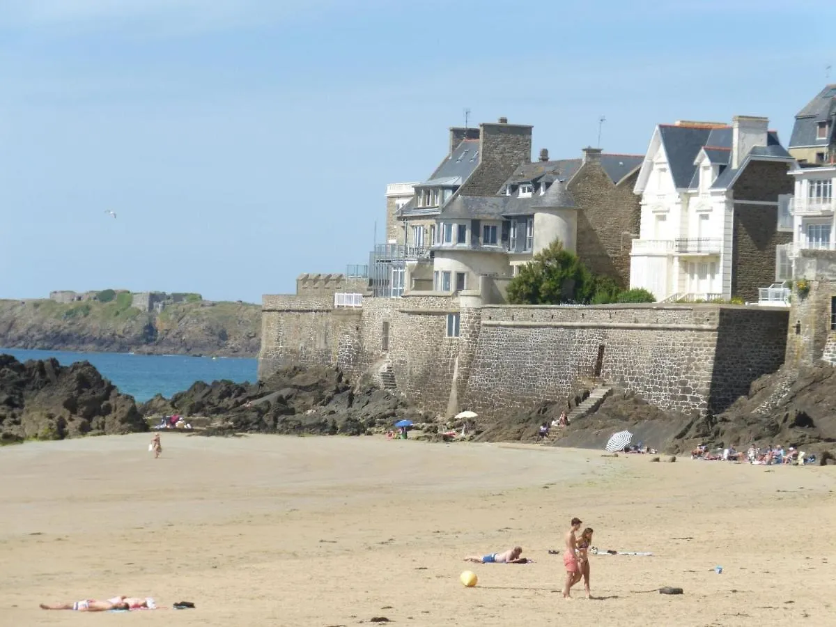 Cottage, St Malo Saint-Malo Semesterbostad